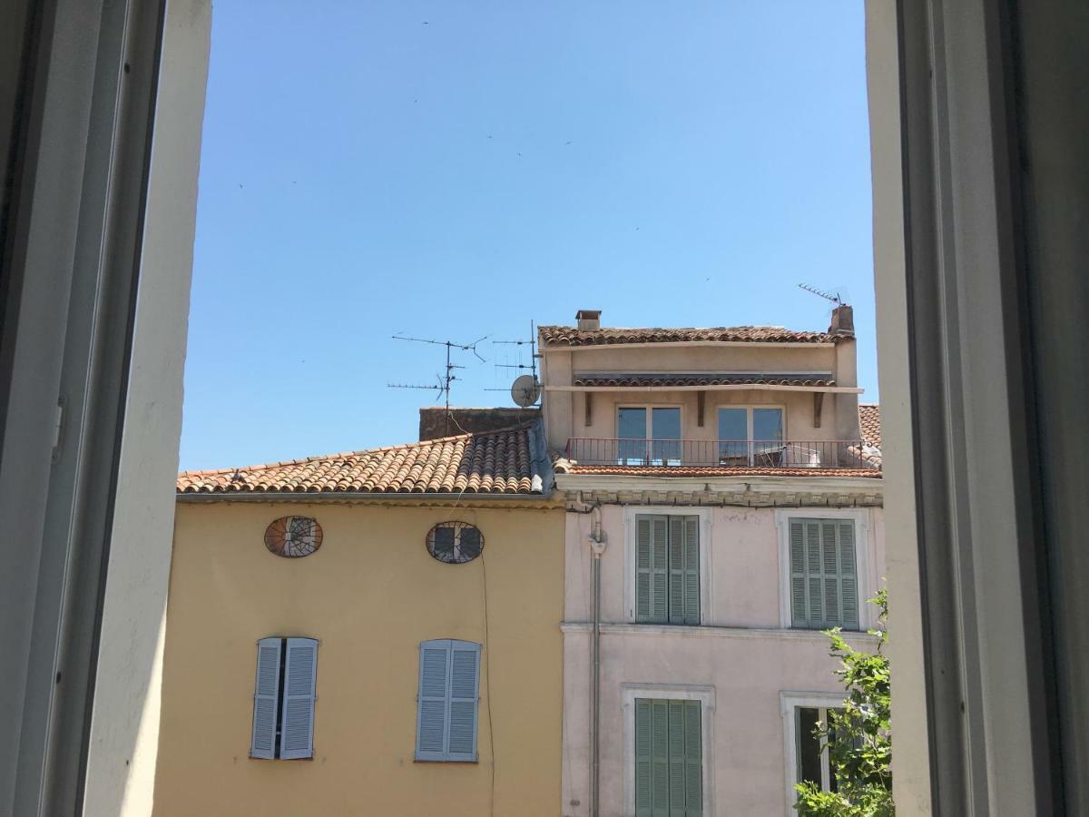 Sublime Studio Au Coeur Historique De Frejus Apartment Exterior photo